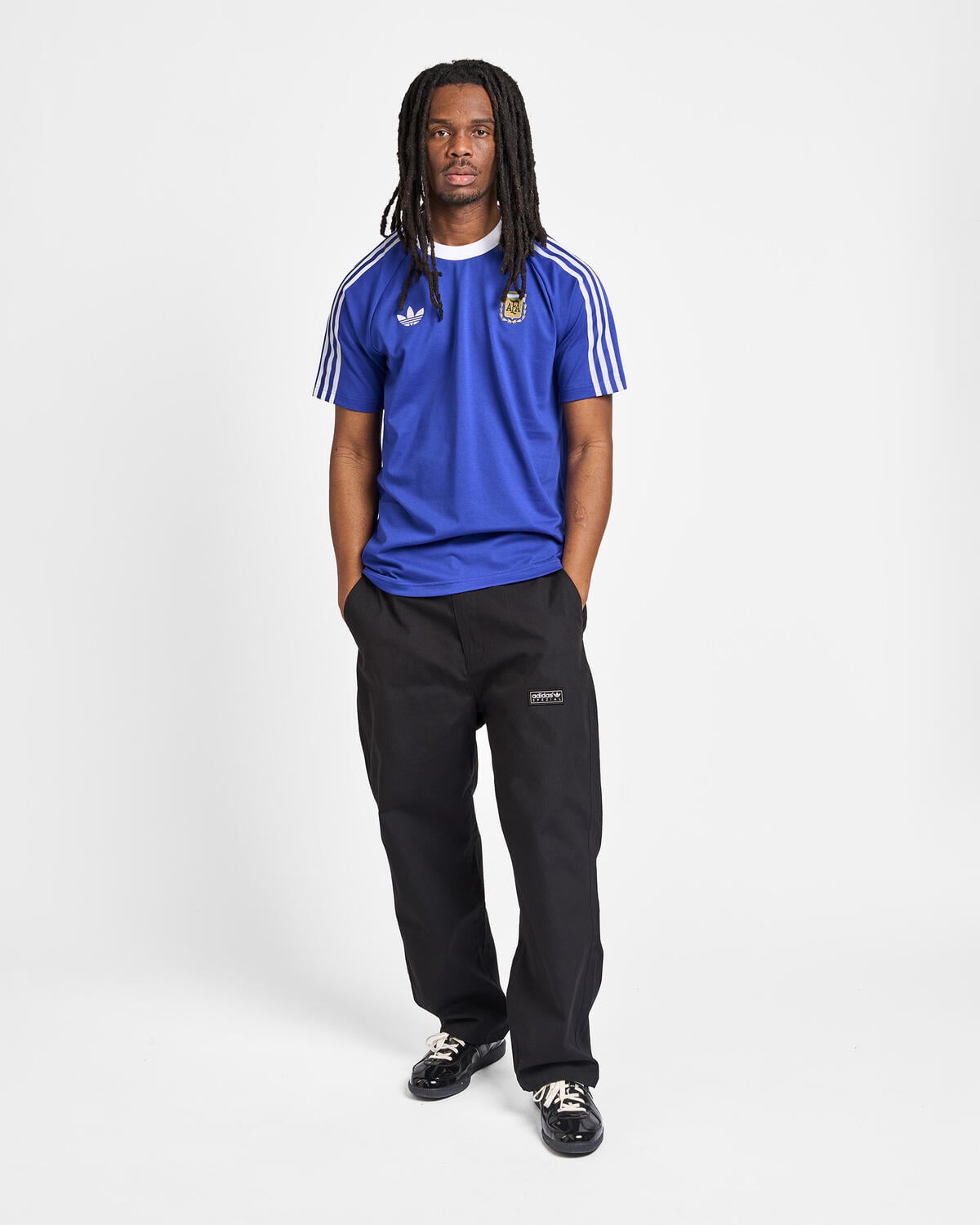 アーセナル adidas シャツ 青 adidas-originals-afa-og-tee-